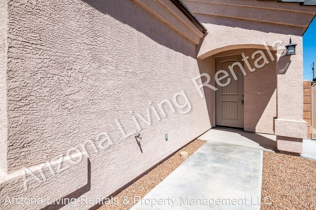 Building Photo - 3 br, 2 bath House - 733 Pala Mesa Drive