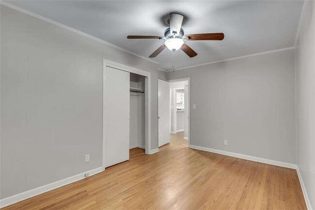 Building Photo - 799 Marstevan Dr NE