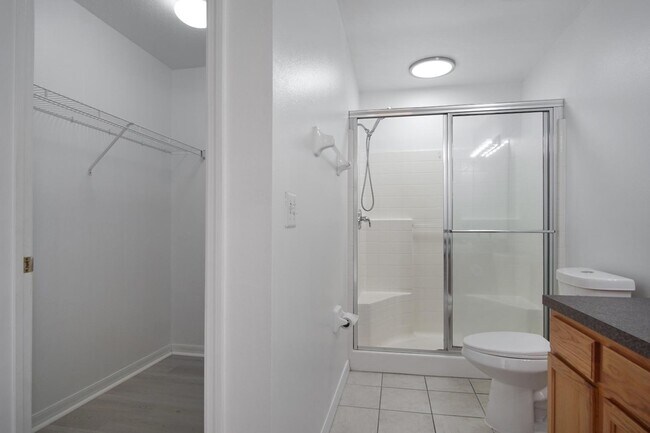 Building Photo - 103 Ridgebrook Ct