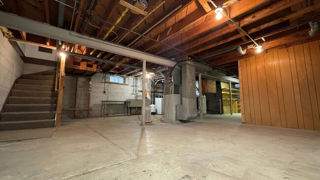 Building Photo - 84th Street  3531-3533