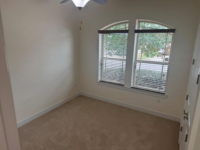 Building Photo - 13704 Camp Comfort Ln