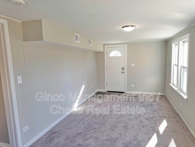 Building Photo - 149 Hayes Ave