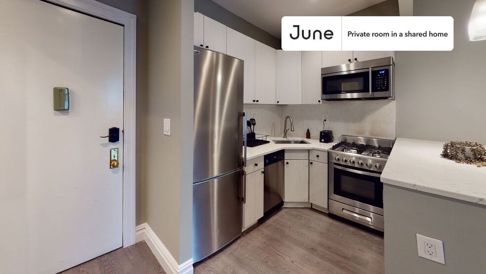 Building Photo - Room in Shared 3 bed/2 bath home in East Village
