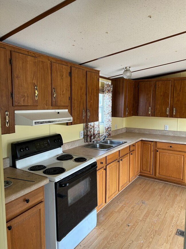 Building Photo - Available Now! Rent 3 bedroom home in Aiken!