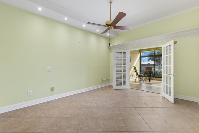 Building Photo - Waterfront Condo with Boat Dock