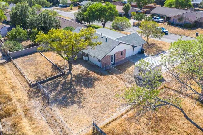Building Photo - 106 Rawhide Trail
