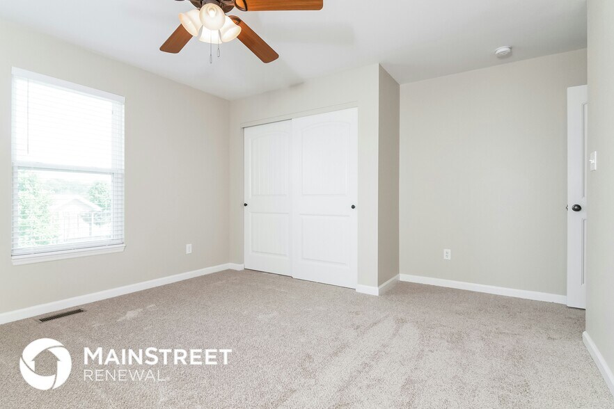 Building Photo - 300 Andy Habsieger St