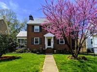 Building Photo - Gorgeous, Updated Home near Richmond's Bry...