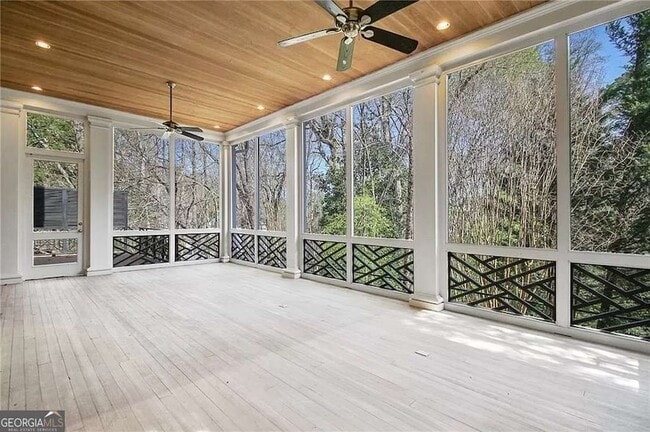 Building Photo - 460 Ivy Park Ln NE