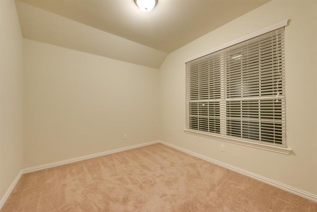 Building Photo - 6812 Lighthouse Ln