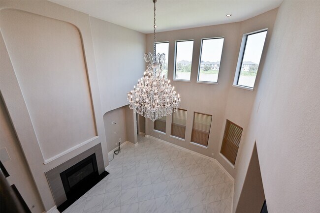 Building Photo - 27810 Burnett Hills Ln