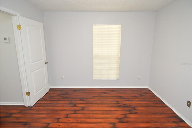 Building Photo - 8605 Mallard Reserve Dr