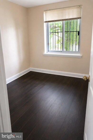 Building Photo - 63 Galveston Pl SW