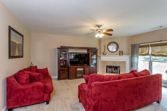 Building Photo - 1099 Arbor Grove Way