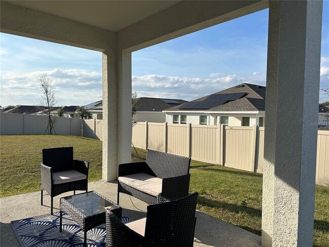 Building Photo - 751 Staffora St