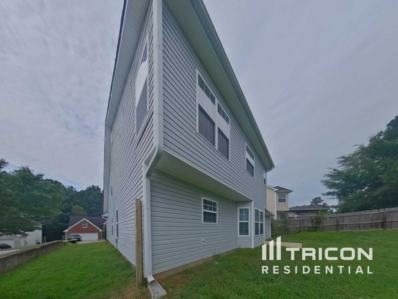 Building Photo - 30 Belmont Park Dr