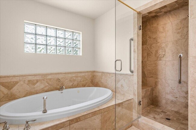Building Photo - 5209 E Via Buena Vista