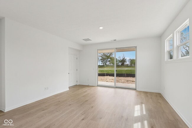 Building Photo - 7417 Peristyle Ln