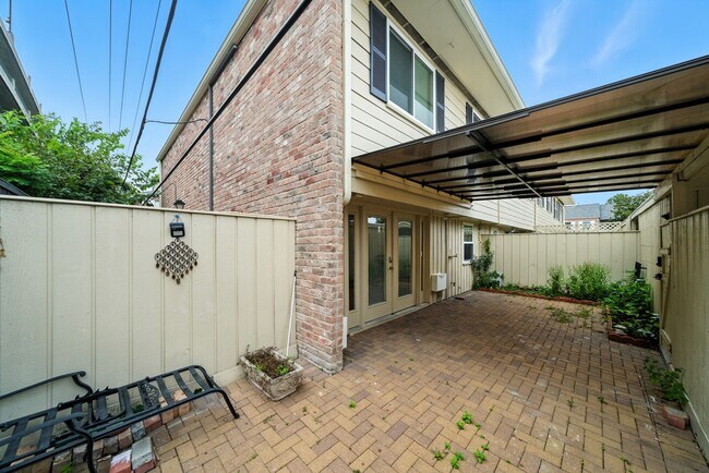 Building Photo - 6468 Burgoyne Dr.