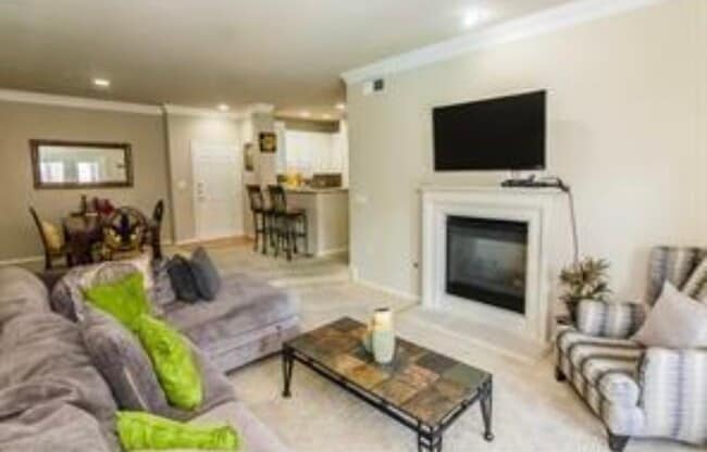 Building Photo - 2400 McCue Rd