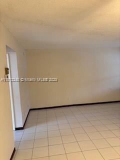 Building Photo - 541 Blue Heron Dr