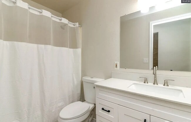 Building Photo - Spacious 2 Bedroom in Gig Harbor