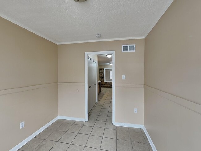 Building Photo - 5010 Penwood Cove