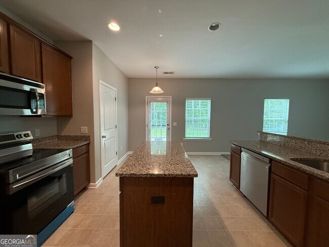 Building Photo - 122 Brooklet Cir