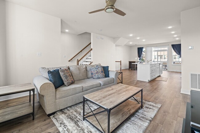 Building Photo - 2962 Chalkstone Pl