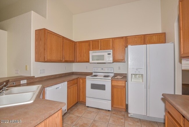 Building Photo - 7720 W Foothill Dr