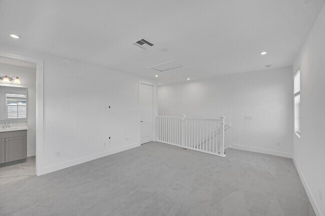 Building Photo - 9524 St Germain Dr