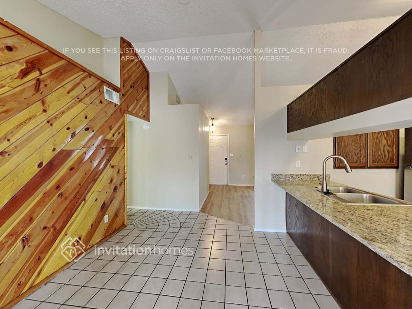 Building Photo - 3130 W Las Palmaritas Dr