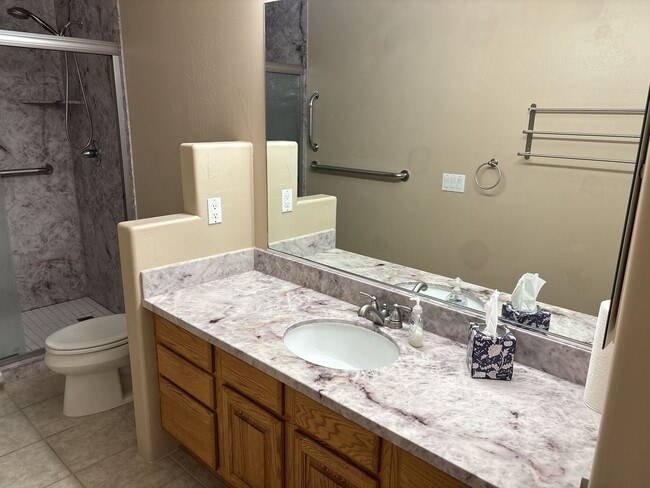 Building Photo - Beautiful Home in West Sedona