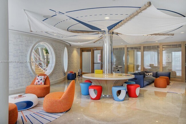 Building Photo - 15701 Collins Ave