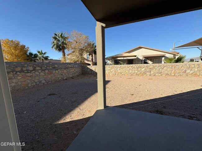 Building Photo - 2893 Pasillo Rock Pl