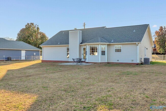 Building Photo - 113 Delta Pine Dr