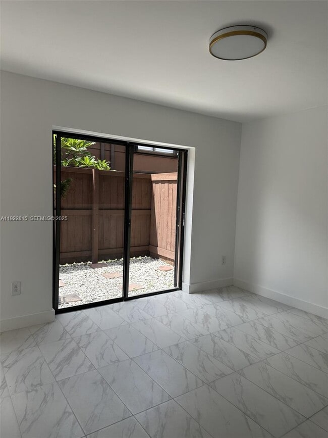 Building Photo - 7123 SW 115th Pl