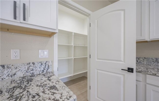 Building Photo - 2850 Cactus Bloom Dr