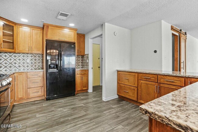 Building Photo - 7037 Luz De Espejo Dr