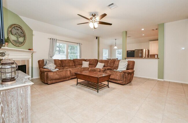 Building Photo - 21126 N Yellow Bud Ct