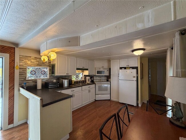 Building Photo - 3311 Eileen Dr