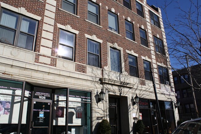 Primary Photo - 1624-1626 W Morse Ave