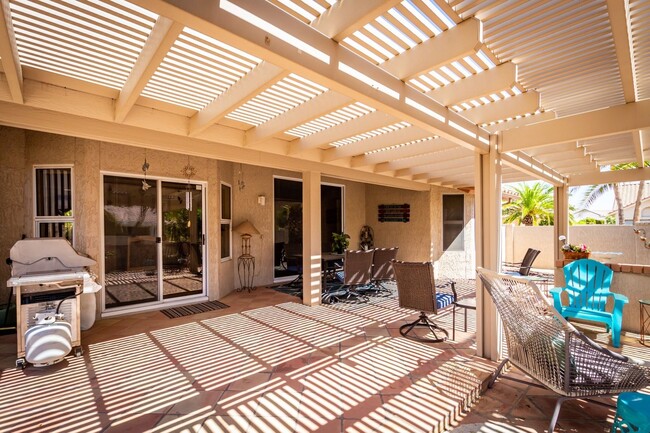 Building Photo - Furnished Rental, 55+, Move In Today!