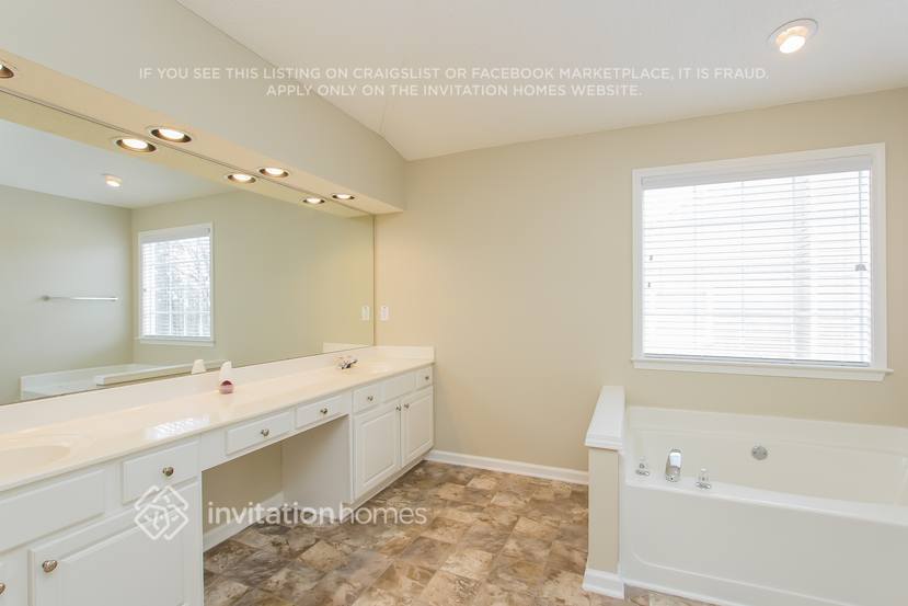 Building Photo - 2132 Tallapoosa Dr
