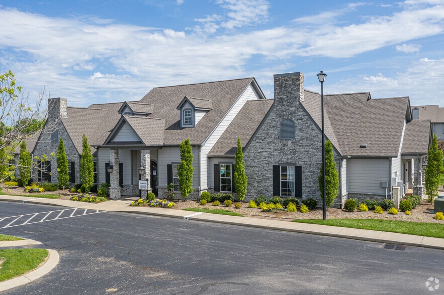 Stoneridge Farms at the Hunt Club Apartments 2325 Nashville Pike Gallatin TN 37066 Apartment