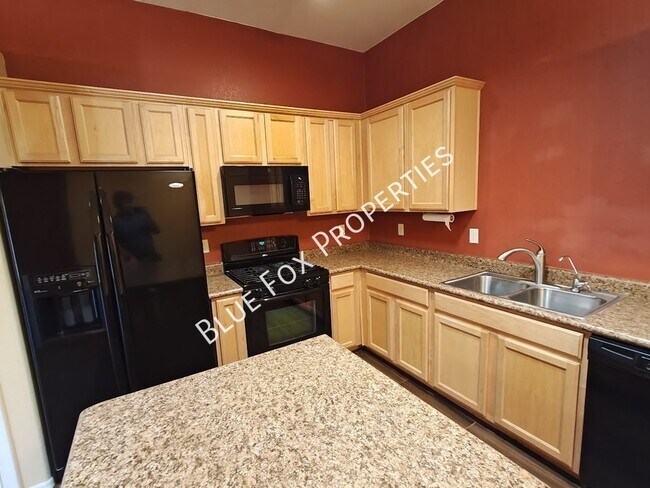 Building Photo - 2122 E Calle Arroyo Lindo