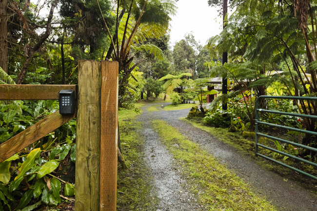 Building Photo - 19-4190-4190 Alanui Iiwi