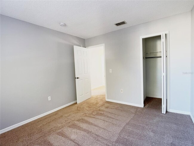 Building Photo - 732 Casterton Cir