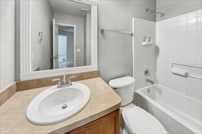 Building Photo - 2764 Woodspring Forest Dr