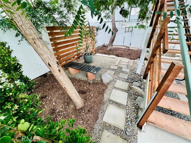 Building Photo - 2521 Seaview Ave